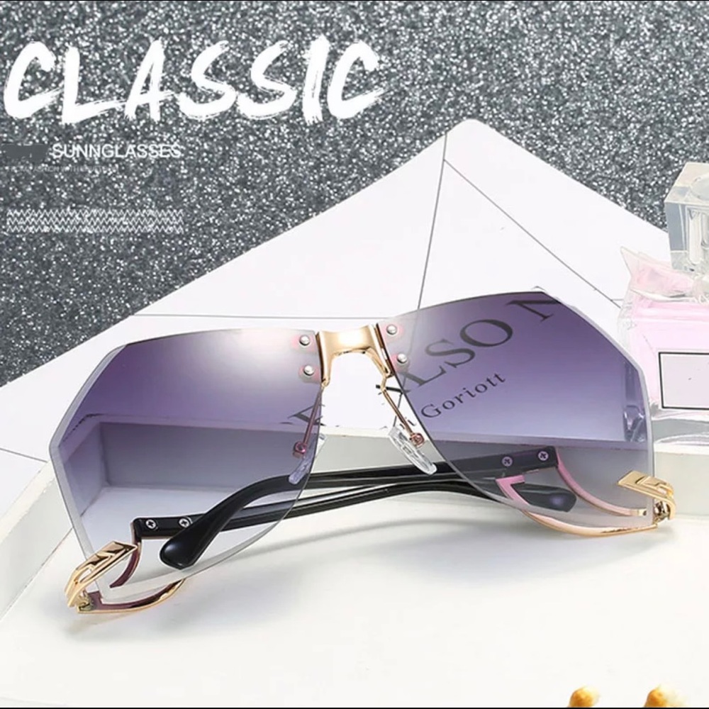 🆕Irregular Rimless Sunglasses